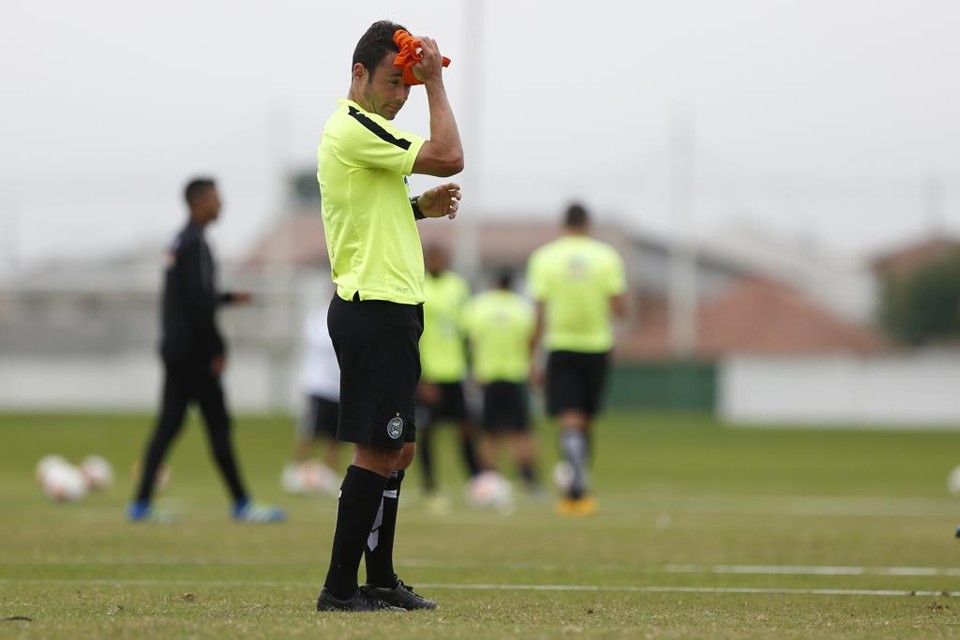 Juan acredita que Coxa chega mais encorpado ao mata-mata. | Henry Milleo/Gazeta