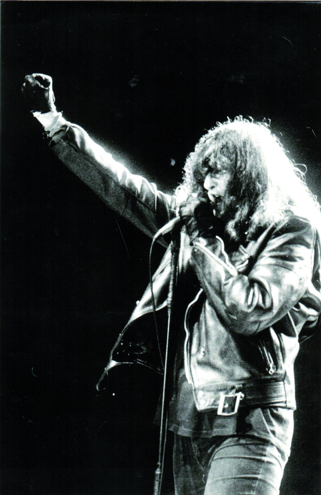 Joey; o gigante herói do punk rock em Curitiba. | Gilson Camargo