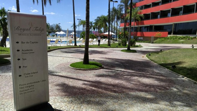 Além de piscina, academia e spa, o hotel tem vista (e pier) para o Lago Paranoá | André Gonçalves/Gazeta do Povo