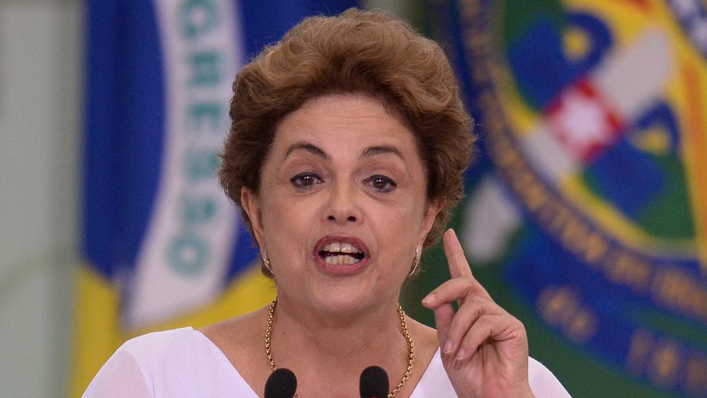 Planalto e PT indicam que devem ir à Justiça para barrar impeachment. | Andressa Anholete/AFP