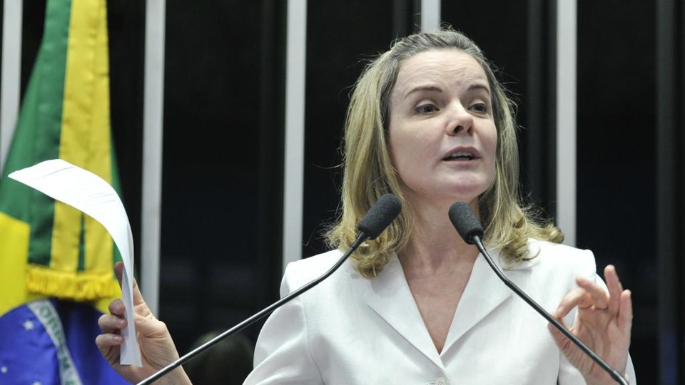 Gleisi e o marido, o ex-ministro Paulo Bernardo, foram indiciados pela PF por corrupção passiva. | Geraldo Magela/Agência Senado