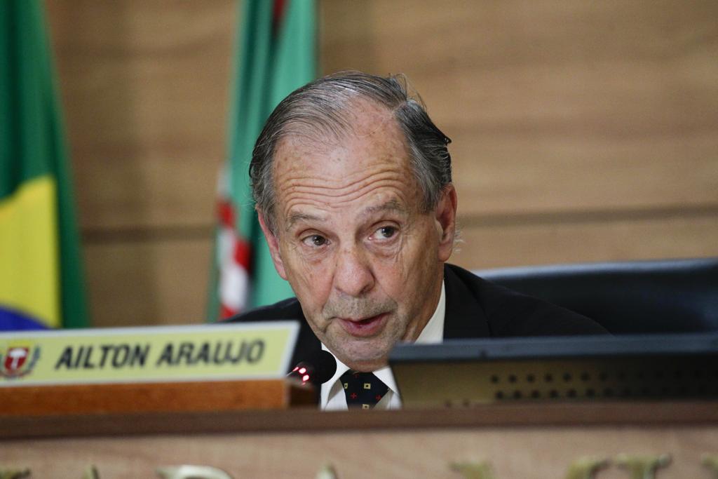 Ailton Araújo, presidente da Câmara Municipal de Curitiba: cuidando da imagem da Casa. | Daniel Castellano/Gazeta do Povo