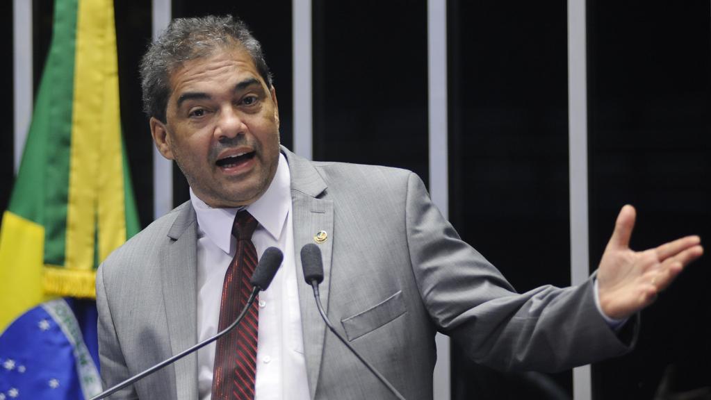 Hélio José disse que vai votar pela admissibilidade do processo contra a presidente Dilma Rousseff. | Pedro França/Agência Senado