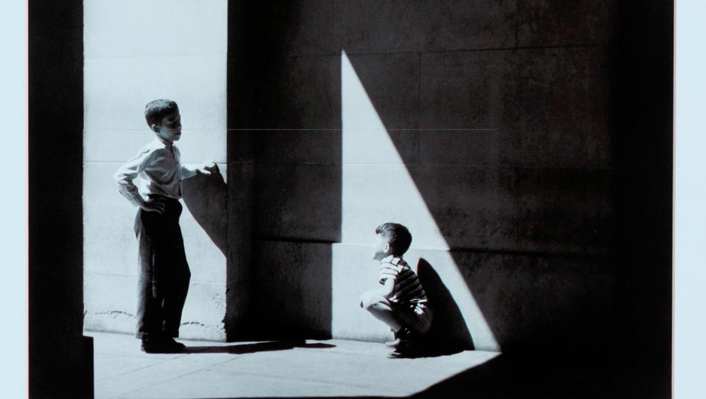 “Triângulos semelhantes” é uma das imagens expostas. | José Oiticica Filho/Reprodução