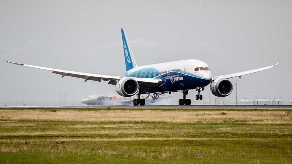 Declaração da agência de aviação americana se limita a 43 aviões nos Estados Unidos. No mundo, há 176 unidades do modelo 787. | /Divulgação