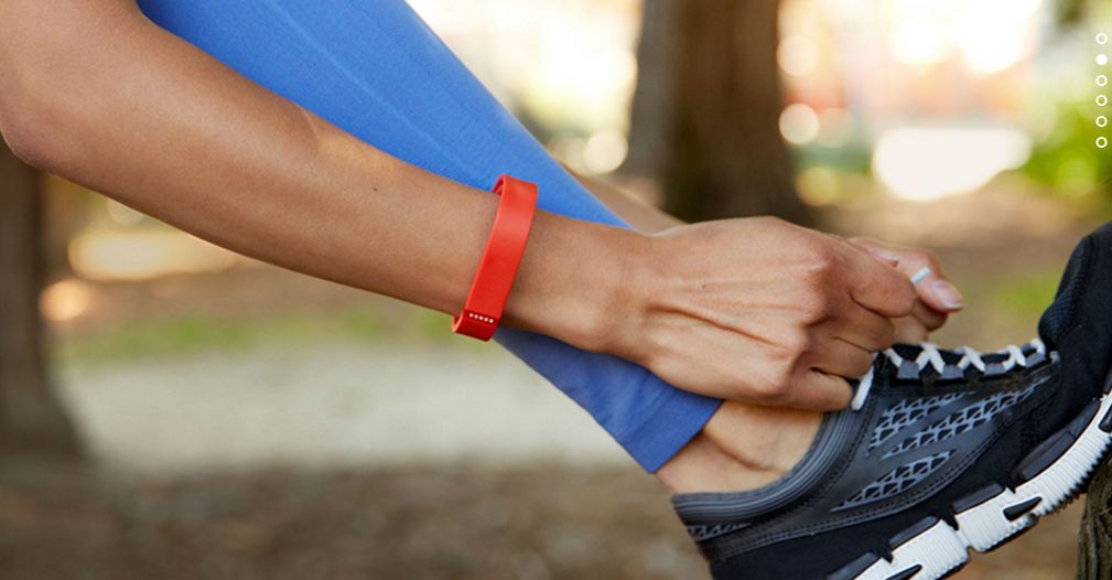 Pulseira é usada para monitorar atividade física e o sono. | Divulgação/