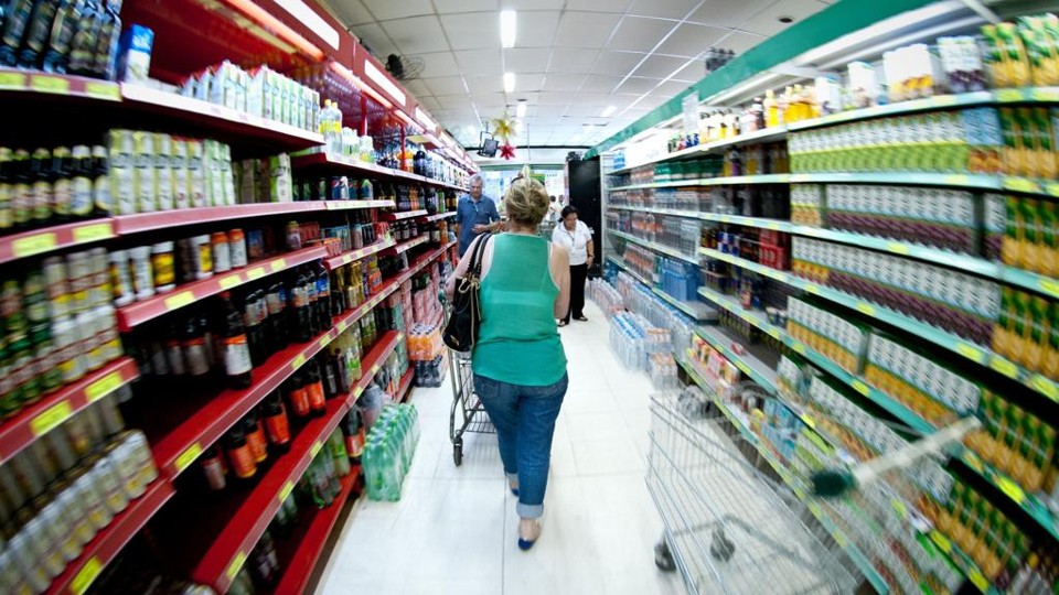 Condições climáticas desfavoráveis fizeram com que os alimentos subissem 1,05% na prévia de maio | Marcos Santos/USP Imagens