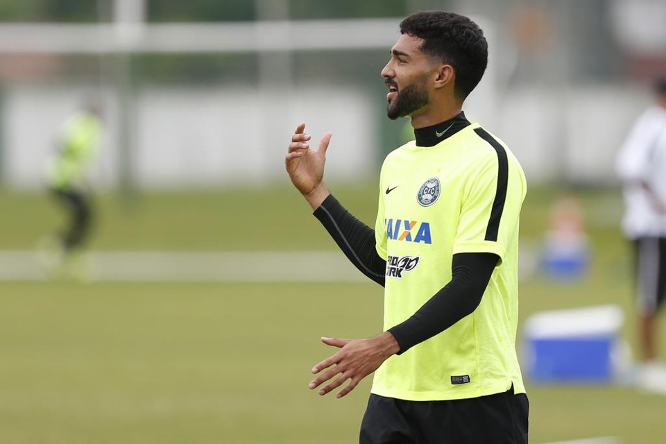 Alan Santos pede que Coritiba deixe perda do título paranaense para trás para se concentrar no Brasileiro. | Henry Milleo/Gazeta do Povo