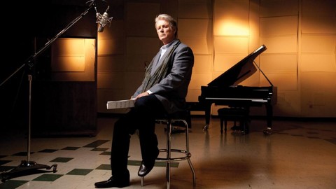 Brian Wilson: turnê comemorativa passa por países como EUA, Canadá e Reino Unido até outubro. | Divulgação/brianwilson.com