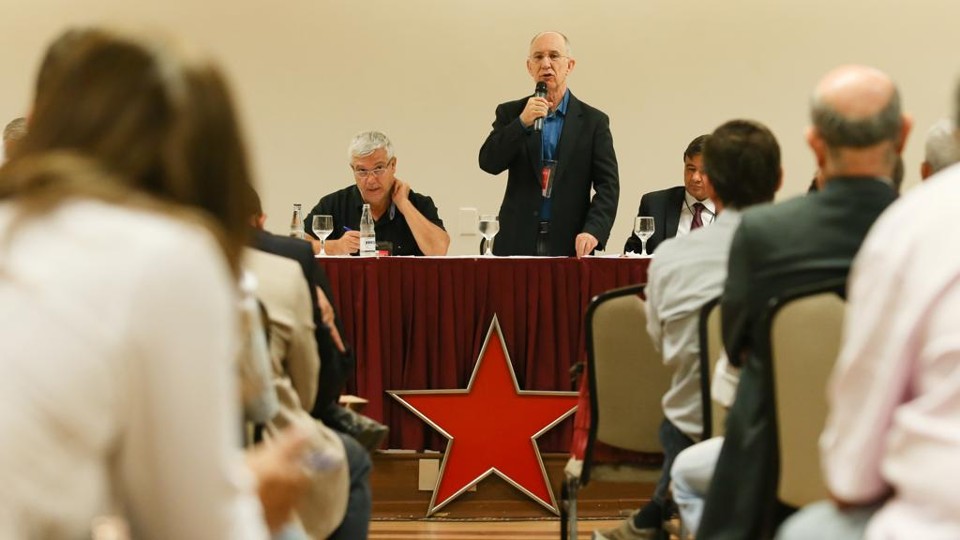 Presidente do PT, Rui Falcão, disse que partido fez uma avaliação crítica da própria trajetória. | Lula Marques/Agência PT