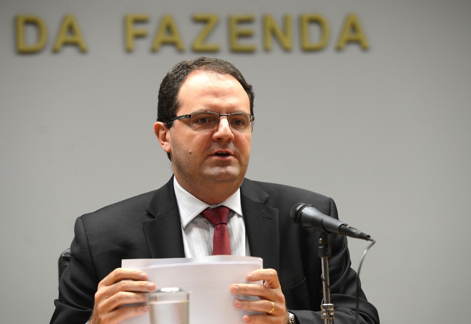 O plano será lançada no dia 4 de maio, mas os ministros não adiantaram detalhes de valores e taxas | Wilson Dias/Agência Brasil
