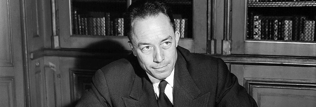 Albert Camus e sua biblioteca: “O Estrangeiro” entrou para a lista dos livros essenciais. | CA/nb/STF