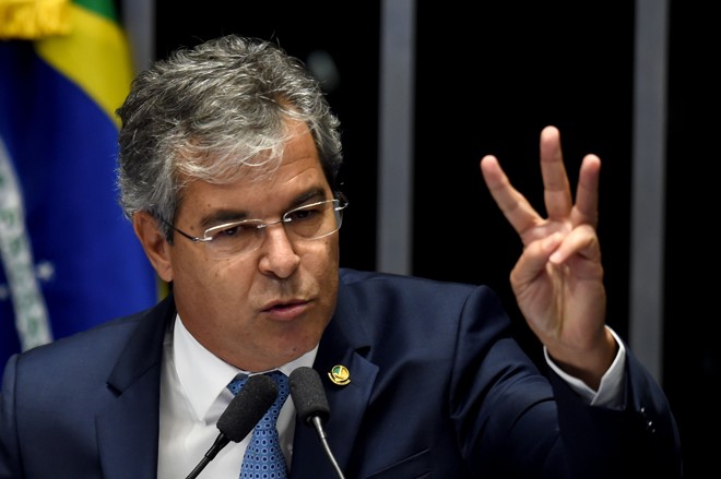 O senador Jorge Viana (PT) fala no Senado. | Evaristo Sá/AFP