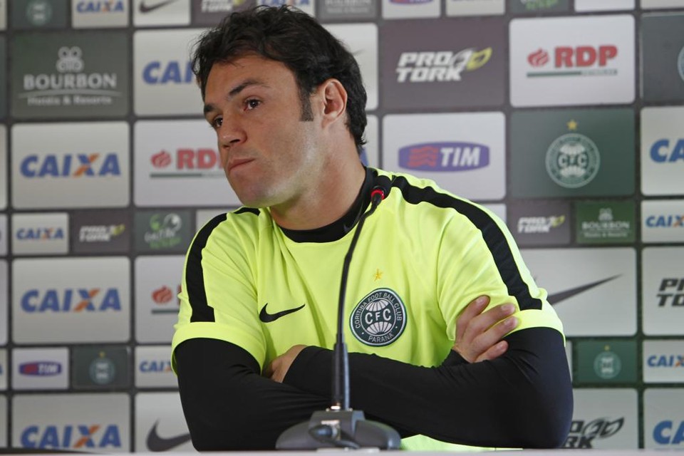 Atacante Kléber: erros infantis foram cometidos no último Atletiba, mas ainda é possível ser campeão. | Antônio More/Gazeta do Povo
