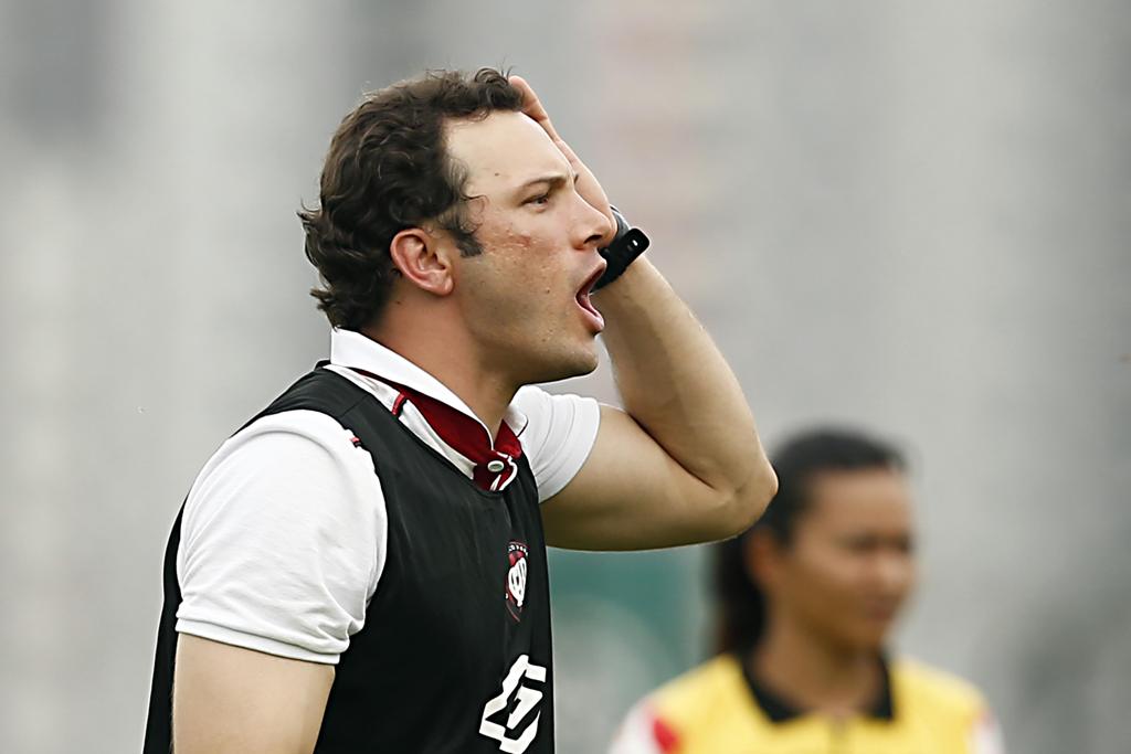 Auxiliar técnico que comandou Furacão na partida de quarta-feira, Bruno Pivetti diz que problema do Furacão tem sido falta de efetividade | Albari Rosa/Gazeta do Povo