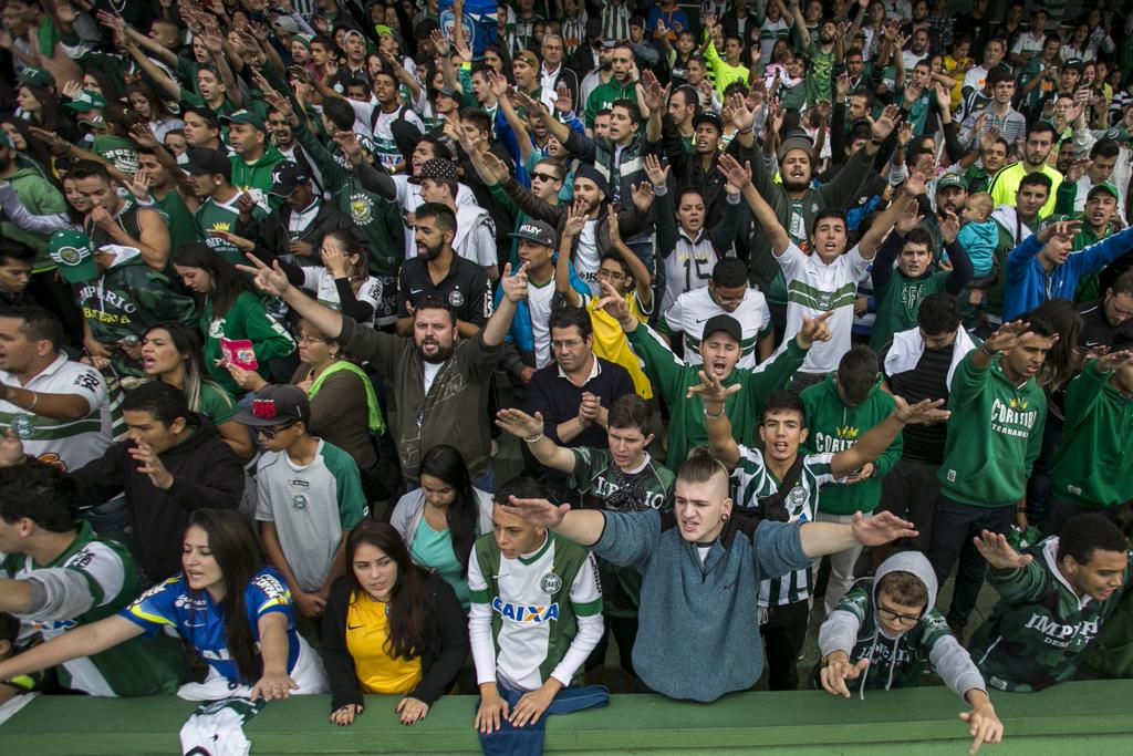Torcida do Coxa no Couto. | Marcelo Andrade/Gazeta do Povo