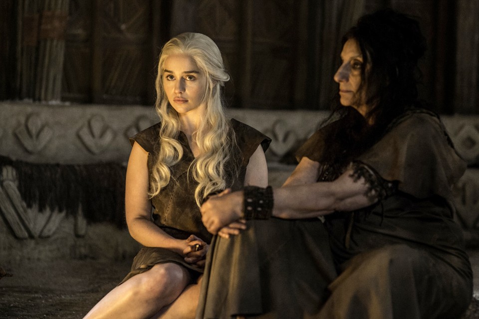 Emilia Clarke como Daenerys Targaryen em “Game of Thrones”: | Helen Sloan/HBO