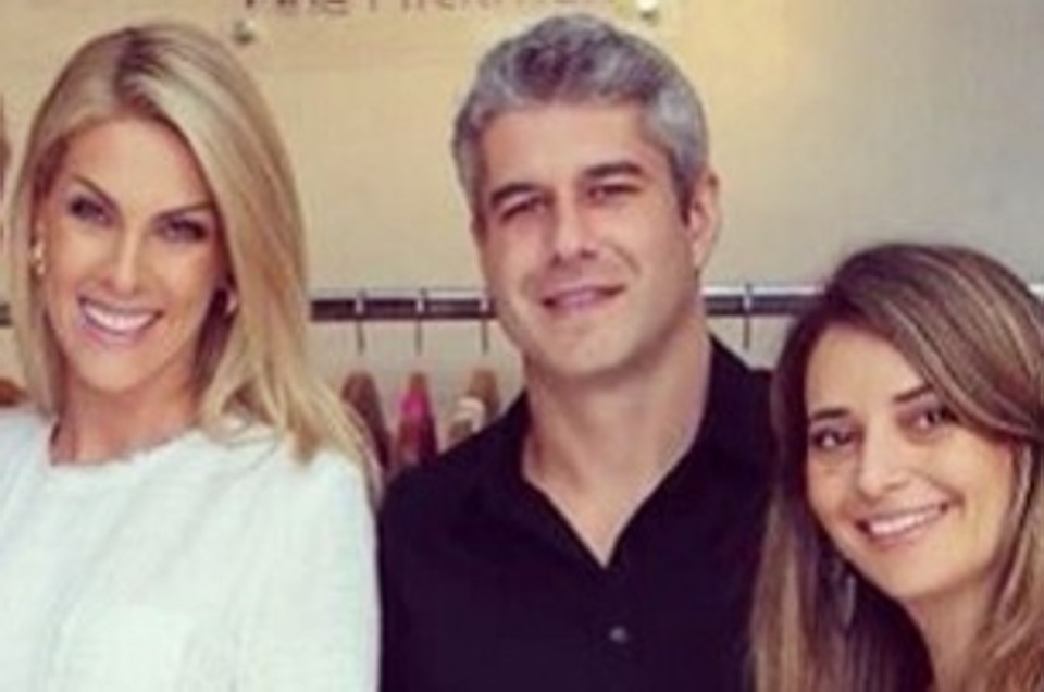 A apresentadora Ana Hickmann, o cunhado Gustavo Correa e a esposa dele, Giovana Oliveira, foram feitos reféns de um  fã obcecado. | Reprodução /Instagram @gioliveira12