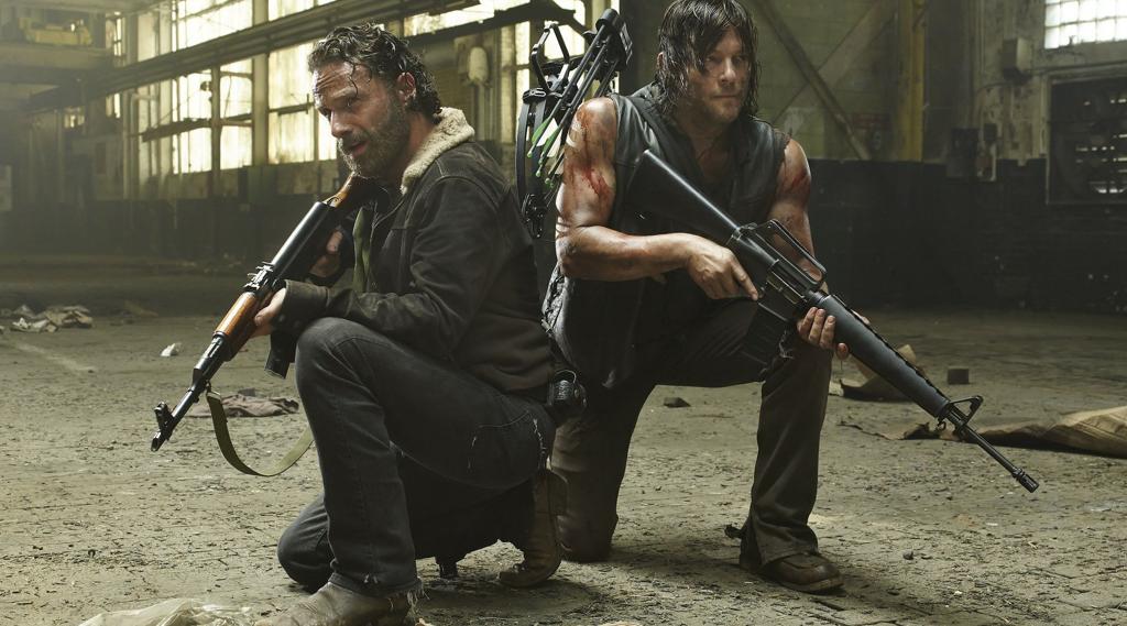 Experiência vai combinar atores reais e bonecos animados eletronicamente para levar visitantes ao universo dos personagens Rick Grimes (Andrew Lincoln) e Daryl Dixon (Norman Reedus). | /Divulgação