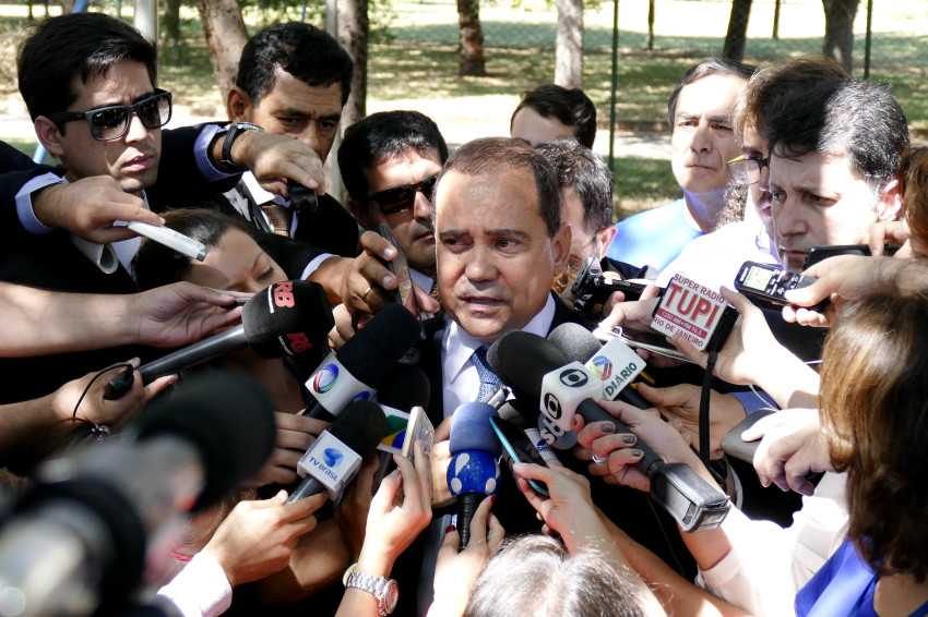Vicentinho Alves concedeu entrevista pouco antes de entregar a intimação para Dilma | Roque de Sá/Agência Senado