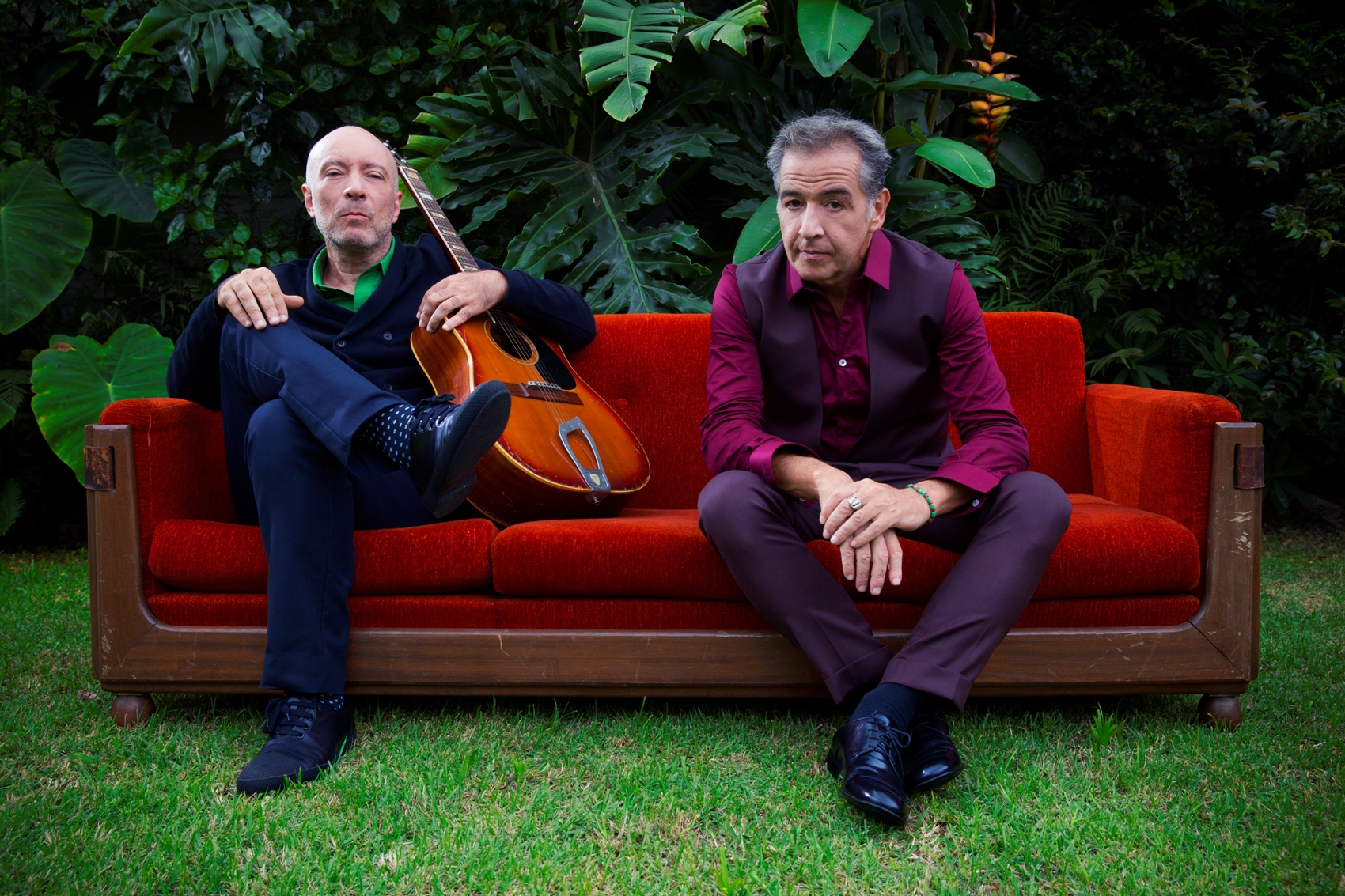 Scandurra e Nasi: lados A e B em versões despojadas. | /Divulgação