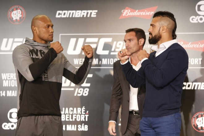 Ronaldo “Jacaré” Souza e Vitor “The Phenom” Belfort. | 