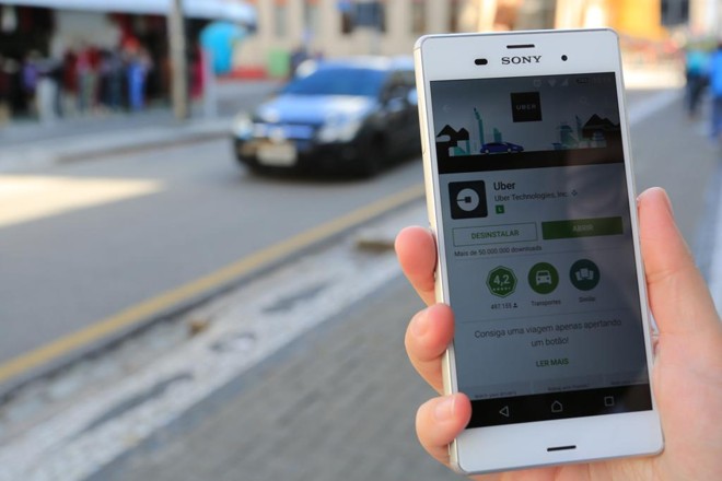 O preço médio dos créditos que os motoristas do Uber terão de comprar para rodar em São Paulo será de R$ 0,10, segundo informações adiantadas sobre o decreto que regulamentará o aplicativo na capital paulista. | Ivonaldo Alexandre/Gazeta do Povo
