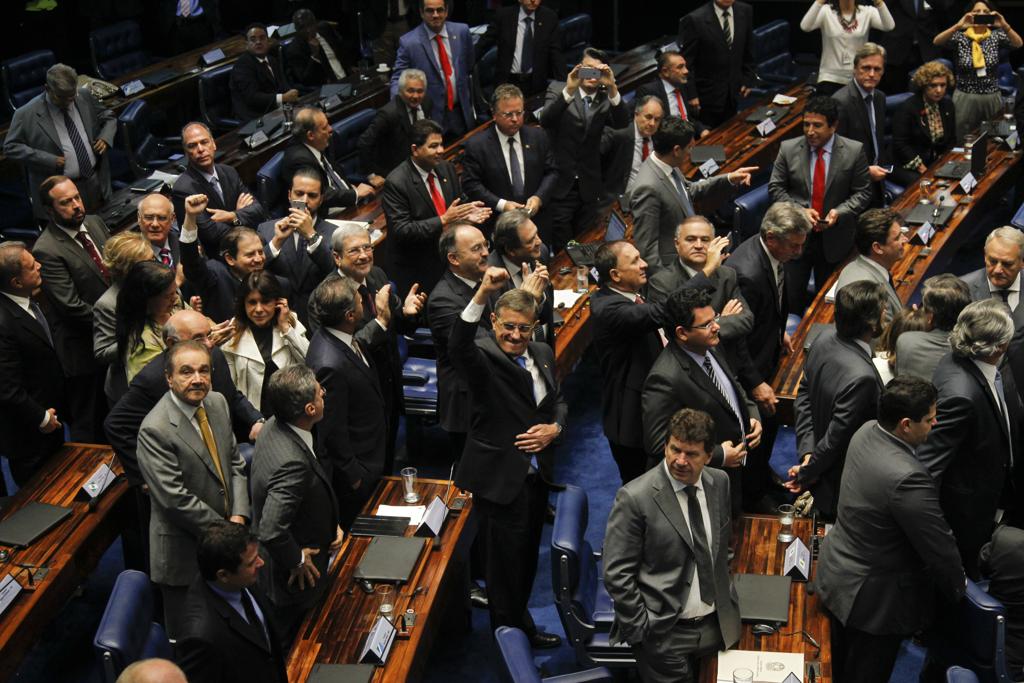 Reverter votos de senadores será missão árdua do grupo ligado a Dilma. | Beto Barata/Agência Senado