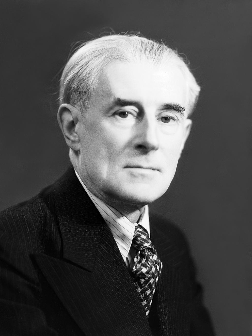 Ravel, em foto tirada nos anos 1930: compositor francês morreu sem deixar filhos, o que gerou disputa pelo dinheiro gerado pelos direitos autorais da obra. | AFP