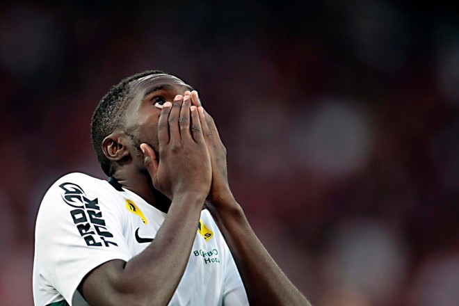 Negueba sintetiza o drama alviverde na final | Albari Rosa/Gazeta do Povo