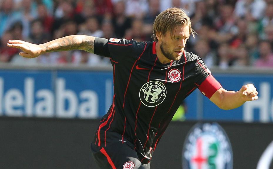 Apesar do anúncio do câncer, Marco Russ deve jogar no final de semana pela Bundesliga. | DANIEL ROLAND/AFP