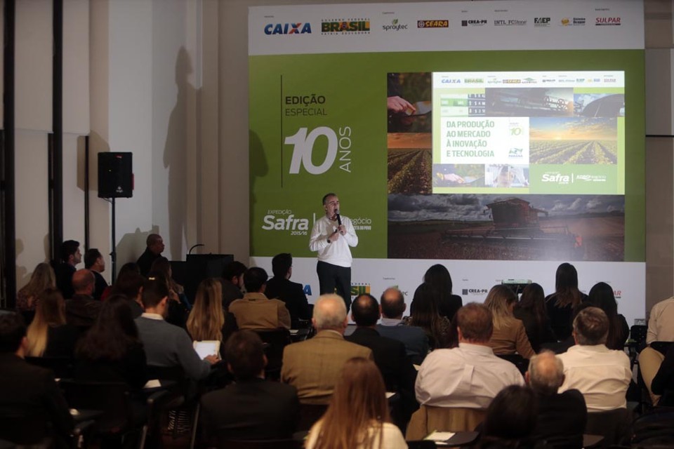“Dos 10 produtos que geraram mais renda nas exportações nos últimos anos, oito são do agronegócio”, disse o gerente do Núcleo de Agronegócio Gazeta do Povo e coordenador da Expedição Safra, Giovani Ferreira | Albari Rosa/Agência de Notícias Gazeta do Povo