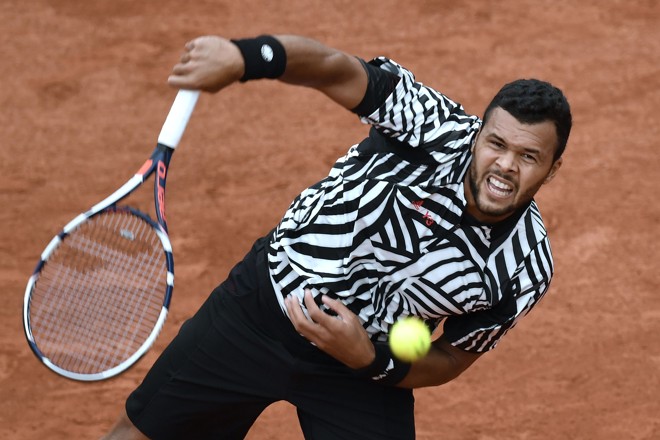 Deu zebra – Jo-Wilfried Tsonga | PHILIPPE LOPEZ/AFP