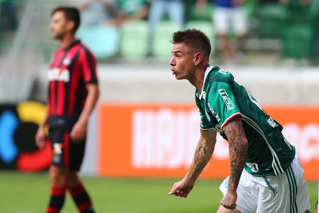 Roger Guedes, atacante do Palmeiras, autor do primeiro golo | /Marcos Bezerra/Futura Press