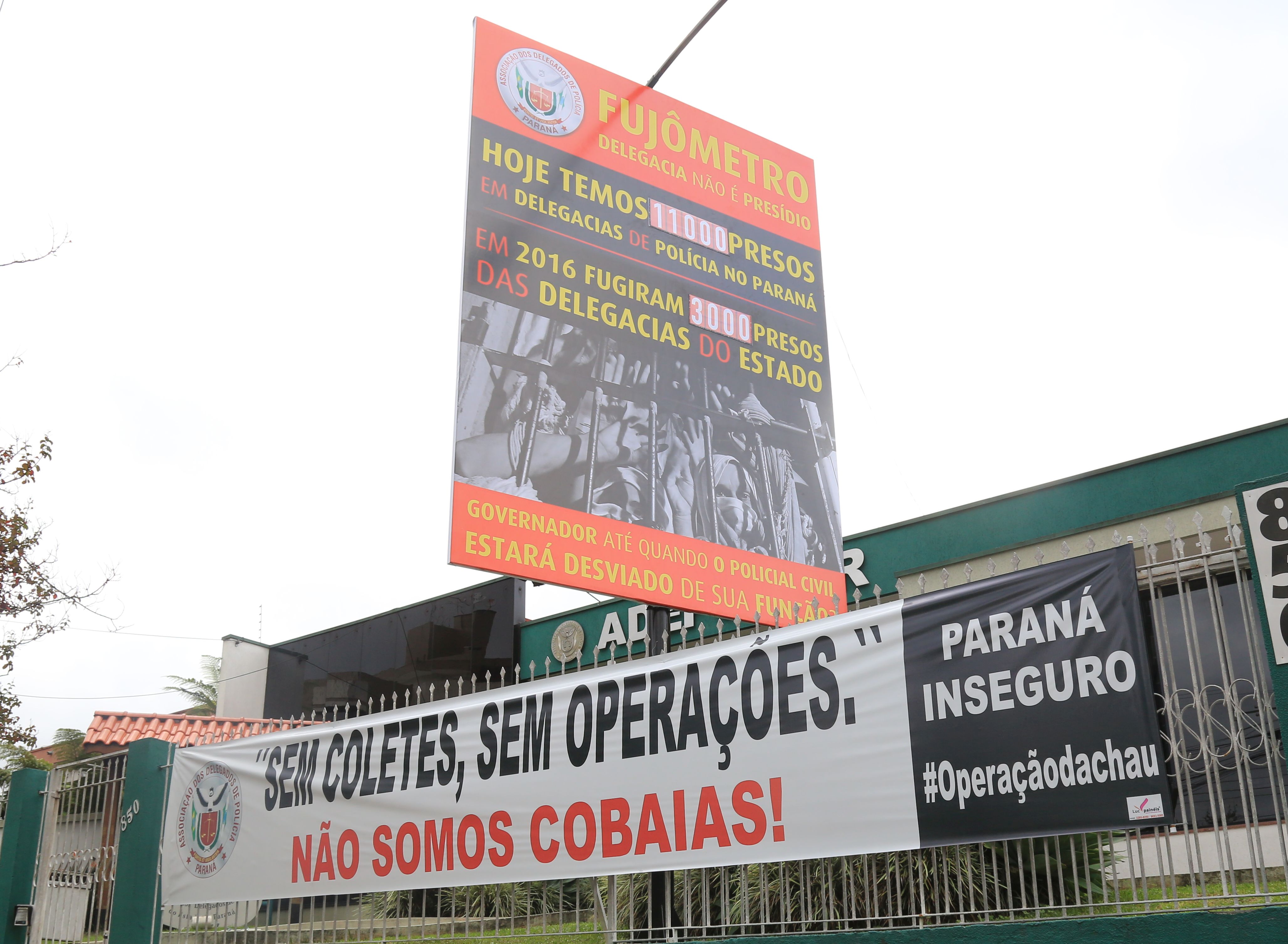 Placar antes de ser atualizado: 2016 registra 300 fugas no Paraná | Ivonaldo Alexandre/Gazeta do Povo