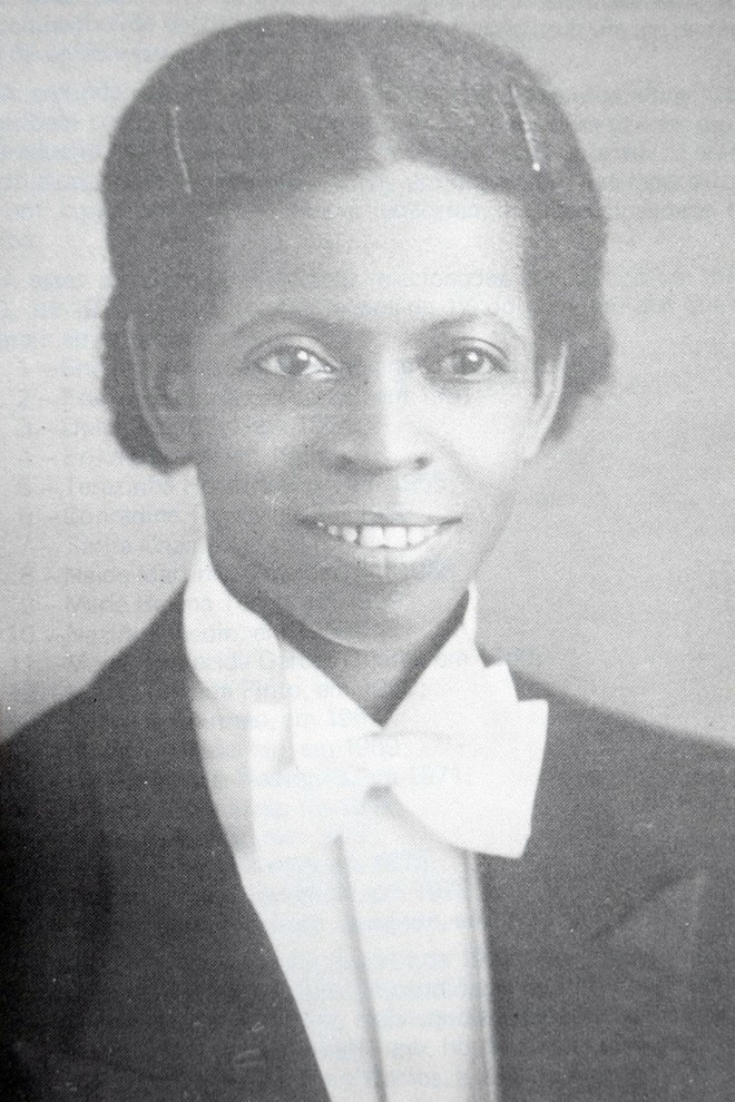 Retrato de Enedina Alves Marques, a primeira mulher engenheira do Brasil, que trabalhou no conjunto de edificações do Centro Cívico de Curitiba. Imagem é do acervo do historiador Sandro Luis Fernandes. | Henri Milleo/ReproduçãoI/
Gazeta do Povo