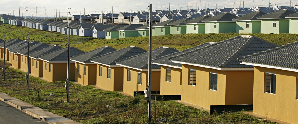 Moradias construídas pelo Minha Casa Minha Vida: raio-x do programa deve sair em 40 dias. | Josué Teixeira/Gazeta do Povo