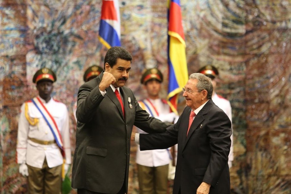 Maduro durante encontro com Raúl Castro, em março deste ano | Yenny Muñoa/CubaMINREX