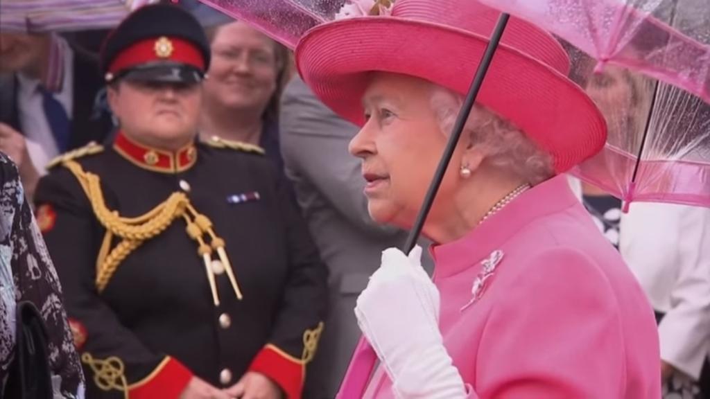 “Eles foram muito grosseiros com o embaixador”, disse a rainha. | Reprodução/