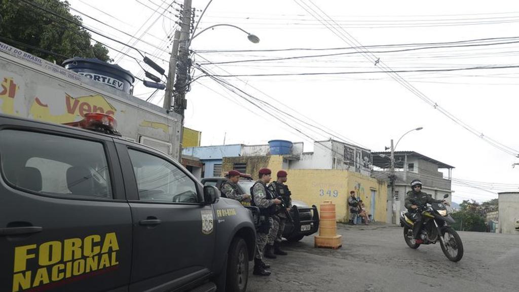 Polícia faz busca por traficantes no Rio de Janeiro | Tânia Rêgo/Agência Brasil