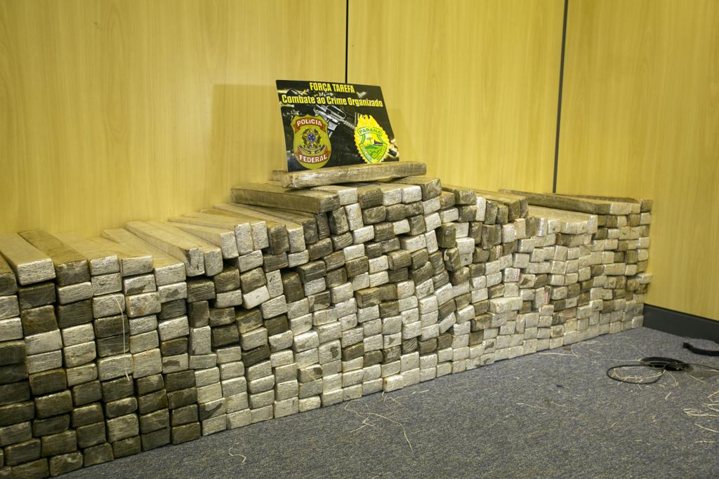 Maconha era um dos entorpecentes traficados. | Lineu Filho/Arquivo/Tribuna do Parana