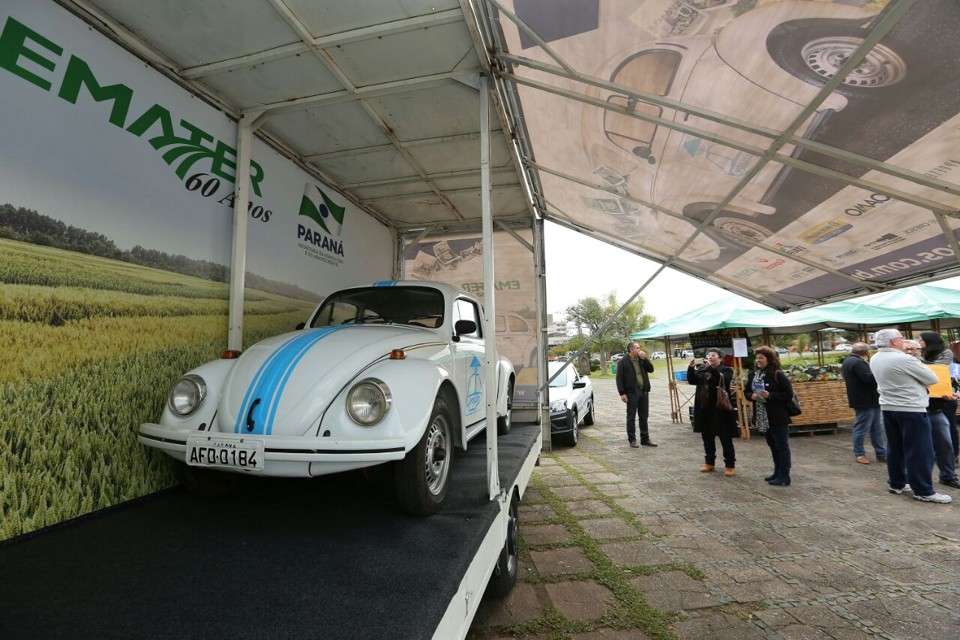 O Fusca vai ficar exposto na Praça Ambiental nesta quinta e nesta sexta (1) das 9h às 17h. Depois percorrerá outras cidades do estado. A próxima será Londrina, no dia 4 de julho. | Giuliano Gomes
/