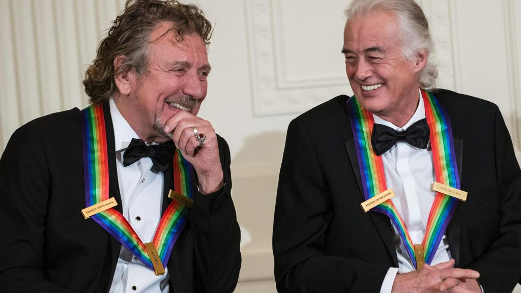 Plant e Page foram processados por Michael Skidmore, administrador da  herança do compositor Randy Wolfe; o músico, morto em 1997, nunca quis ir à Justiça. | BRENDAN SMIALOWSKI/AFP