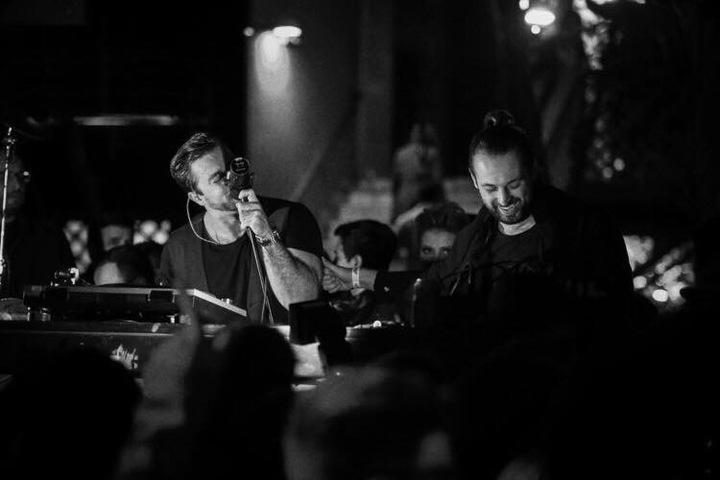 No sábado (04), festa “Cîroc Winter Sunset” recebe o duo de música eletrônica Elekfantz | /Divulgação