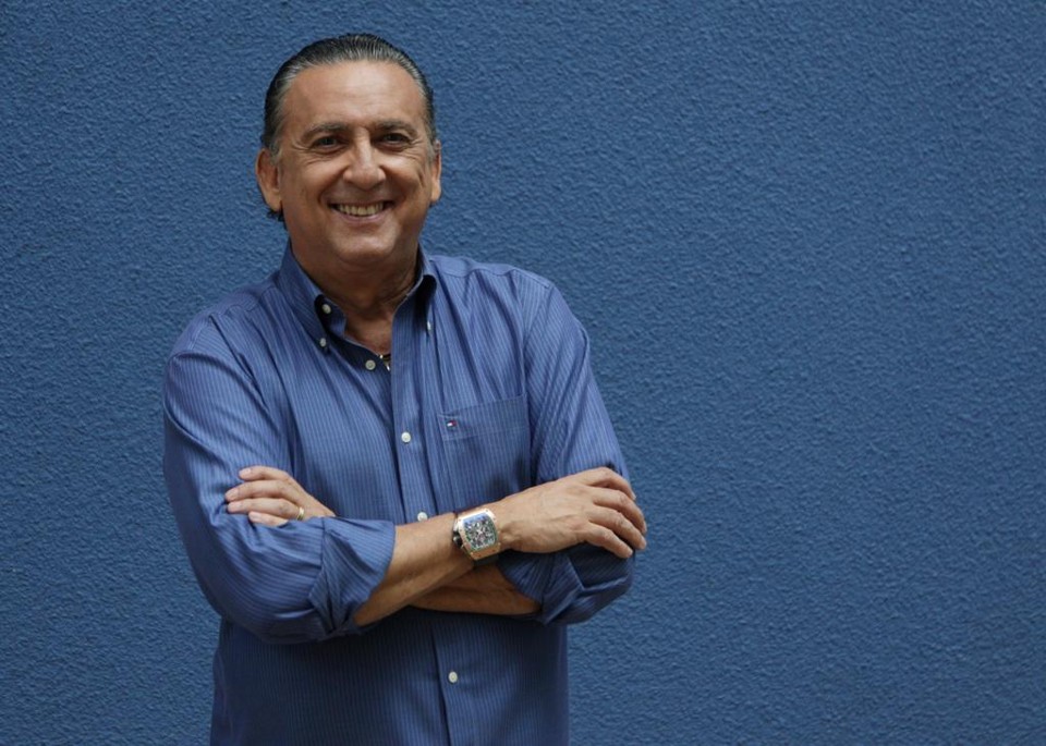 Galvão Bueno vai conduzir a tocha olímpica em Londrina. | MICHEL FILHO/