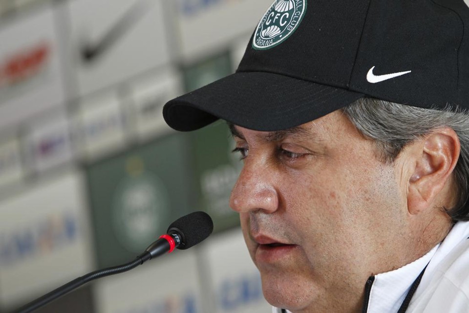 Gilson Kleina deixa o Coritiba, mas pede para que o trabalho seja mantido. | Antônio More/Gazeta do Povo