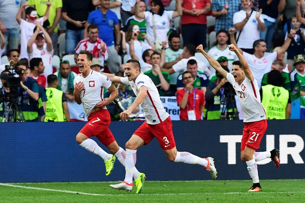 Milik marcou o gol da vitória | Tobias Schwarz/AFP