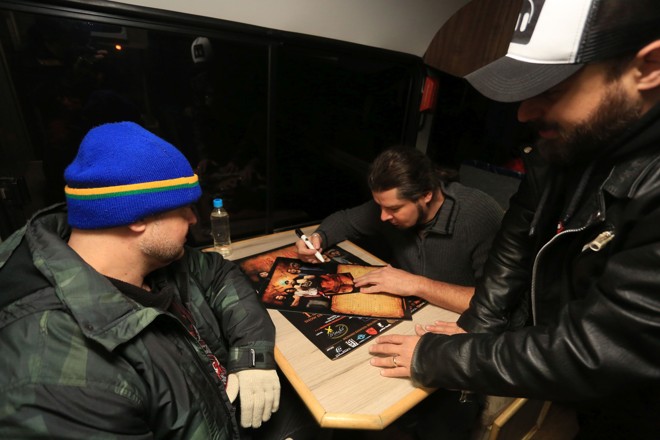 Autógrafos para os fãs fiéis | Ivonaldo Alexandre/Gazeta do Povo