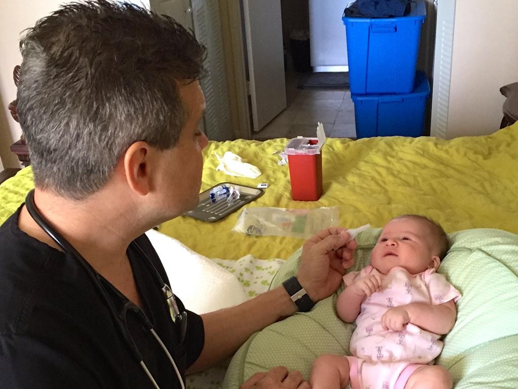 O pediatra Wladimir Lorentz criou a agência Ser Mamãe em Miami para | Wladimir Lorentz/Arquivo Pessoal