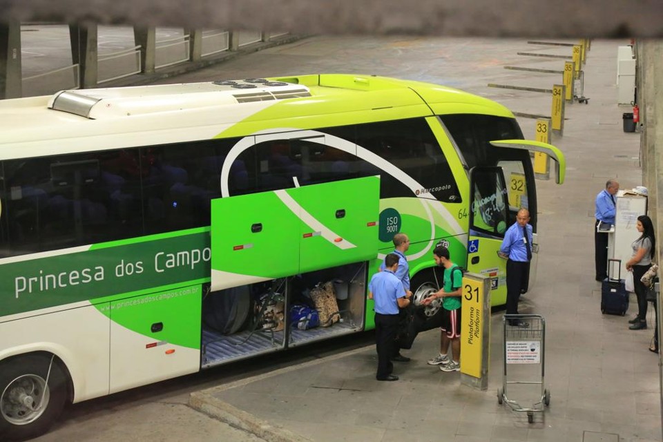 Viagens para Ponta Grossa, por exemplo, irão custar R$ 30,48 | Ivonaldo Alexandre/Gazeta do Povo